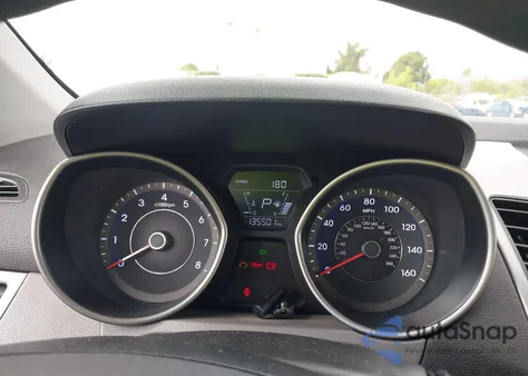 2016 Hyundai Elantra Se z USA, uszkodzony, nr VIN 5NPDH4AE3GH715508